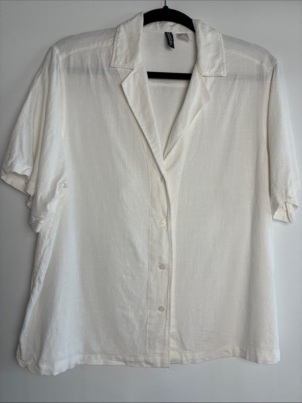 Divided Women's Short-Sleeve Button Down Shirt - White